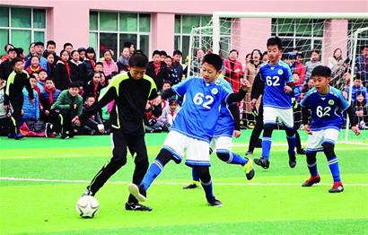 大爆冷！杜兰特23+6末节拉胯，威少15+6湖人旧将立功，申京犯大错