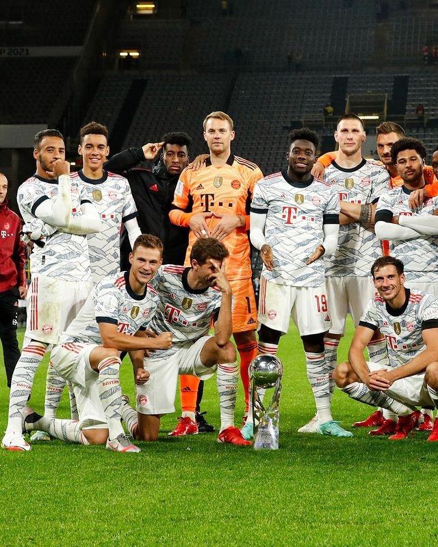 国际十大候选：巴黎圣日耳曼首夺欧冠冠军